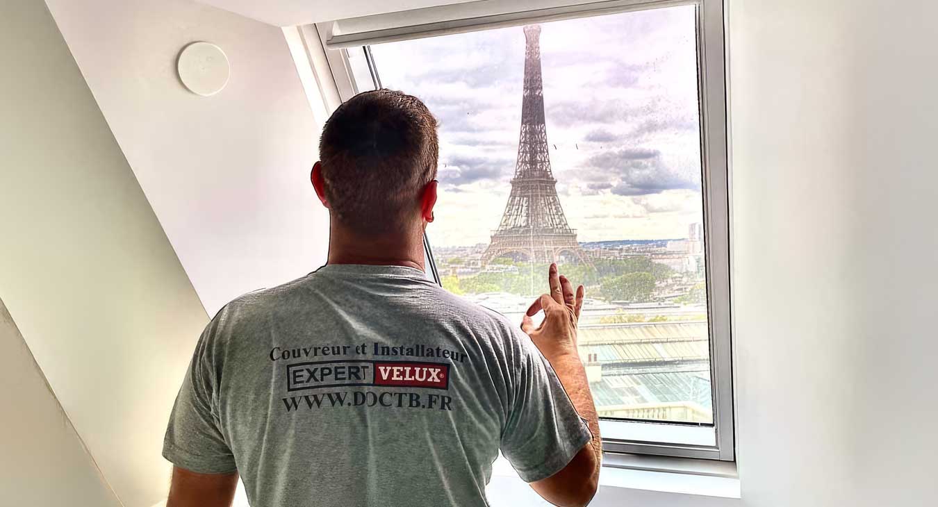 Fenêtre de toit sur toiture parisienne, signes de vétusté et remplacement VELUX